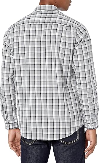Amazon Essentials Men's Regular-Fit Long-Sleeve Casual Poplin Shirt